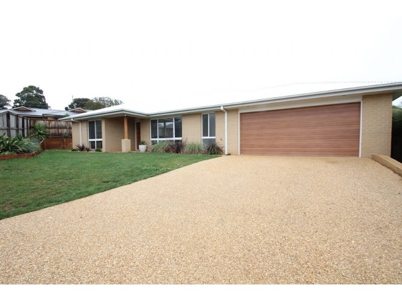 2/3 Cambridge Court, Leongatha VIC 3953