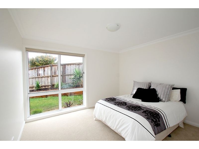 2/3 Cambridge Court, Leongatha VIC 3953