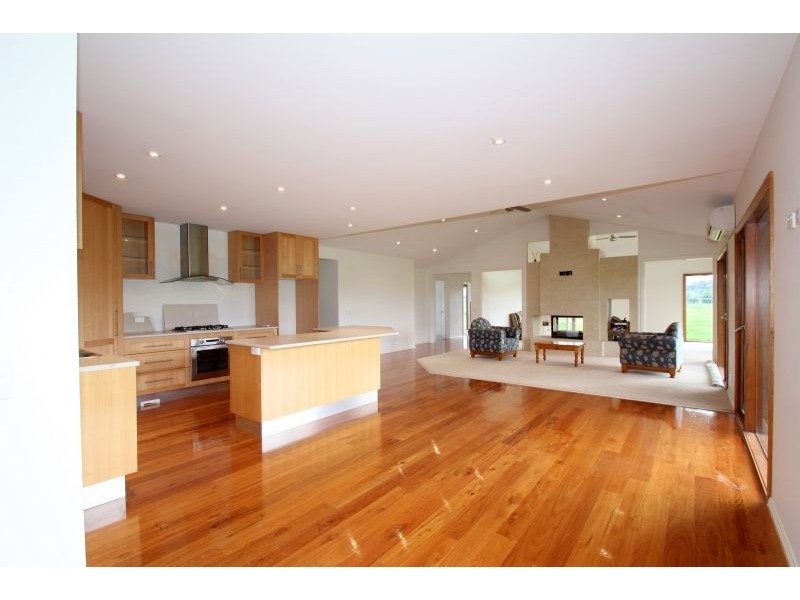 8600 Bass Highway, Leongatha VIC 3953
