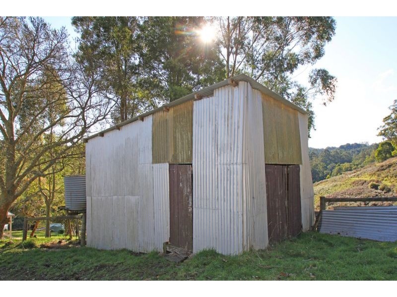 305 Nippards Track, Foster North VIC 3960