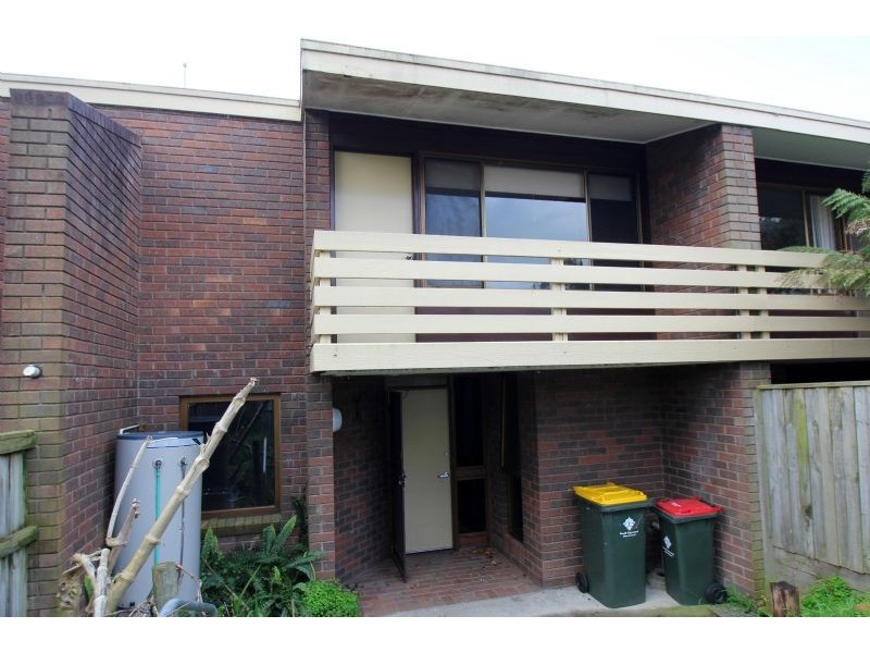 2/29 Jeffrey Street, Leongatha VIC 3953
