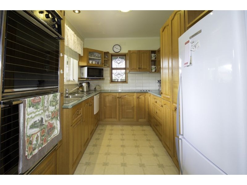 15 Blair Crescent, Leongatha VIC 3953