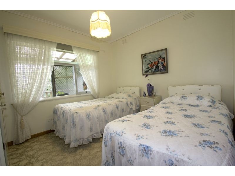 15 Blair Crescent, Leongatha VIC 3953