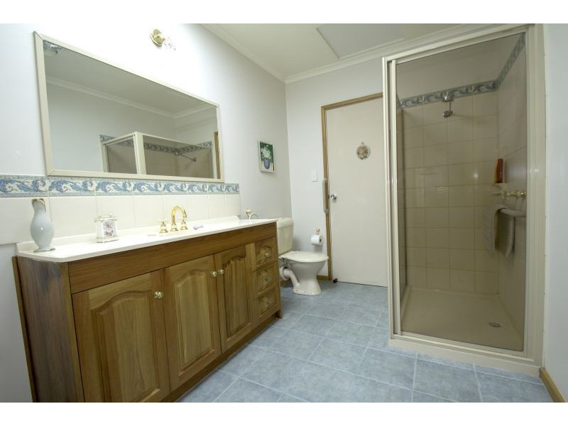 15 Blair Crescent, Leongatha VIC 3953