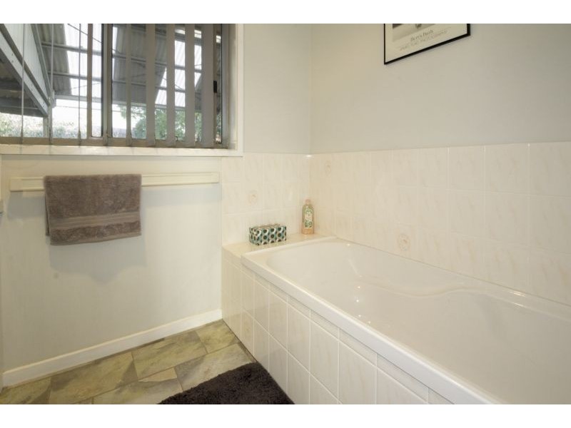 36 Chamberlain Drive, Leongatha VIC 3953