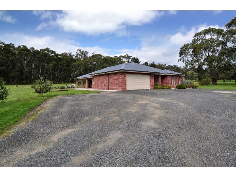 3 Manna Court, Koonwarra VIC 3954