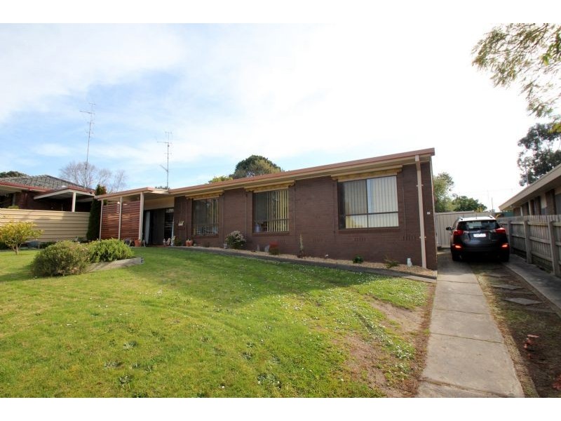 12 Horn Street, Leongatha VIC 3953