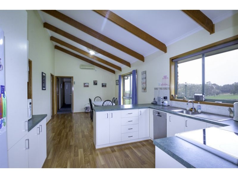 30 Morgans Road, Meeniyan VIC 3956