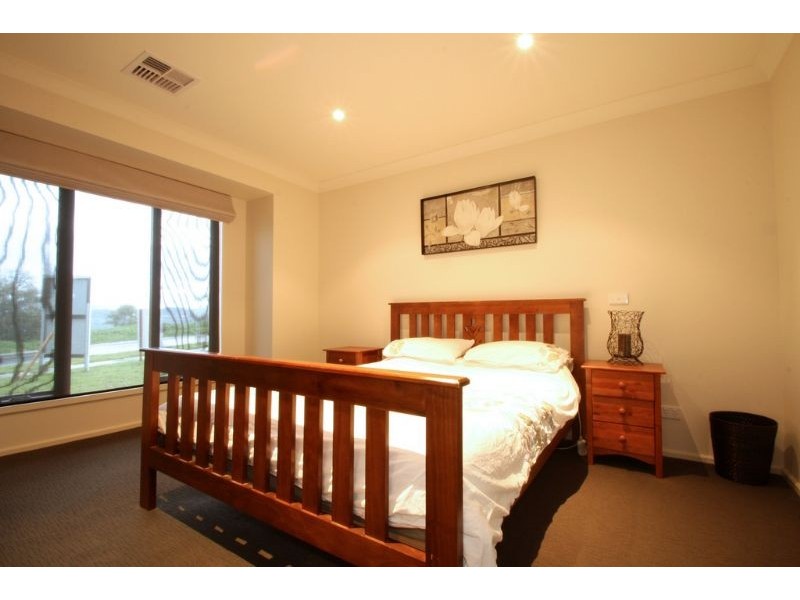16 Gibson Street, Leongatha VIC 3953