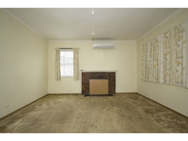 37 Young Street, Leongatha VIC 3953
