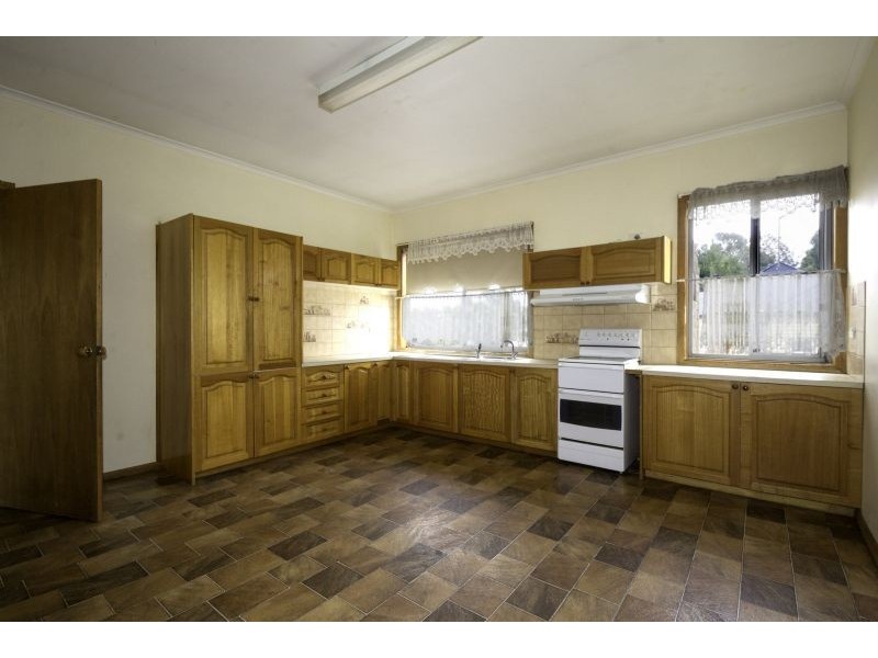 37 Young Street, Leongatha VIC 3953