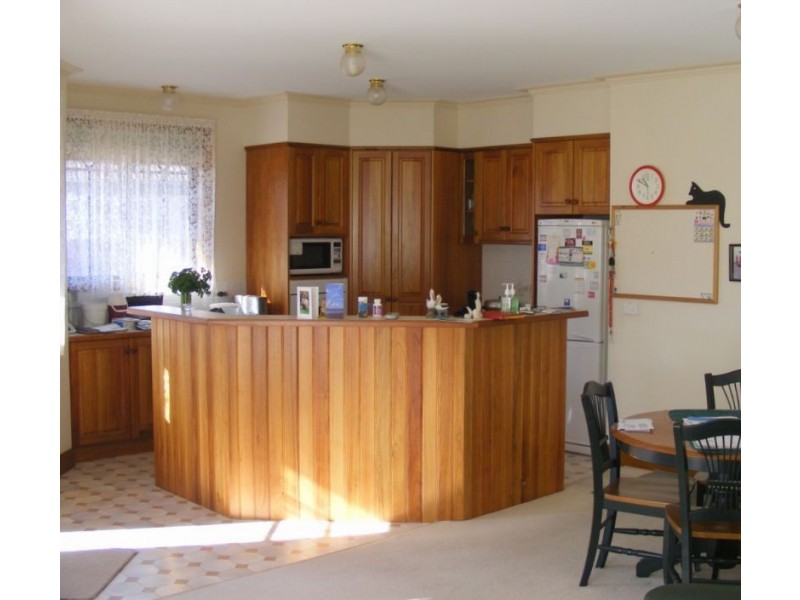 2/42 Ogilvy Street, Leongatha VIC 3953