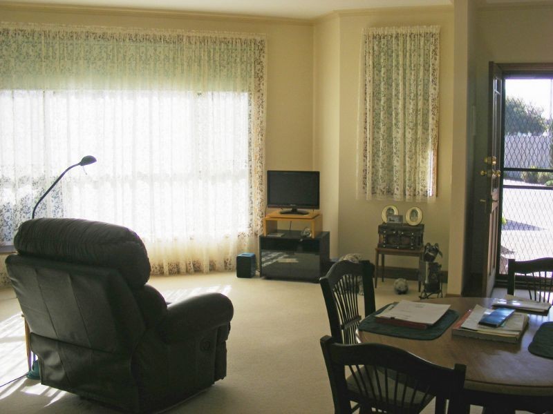 2/42 Ogilvy Street, Leongatha VIC 3953