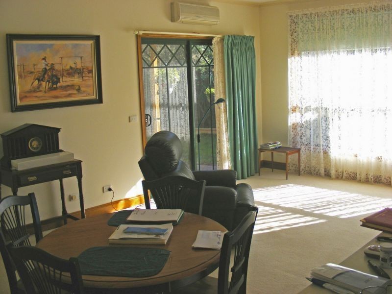 2/42 Ogilvy Street, Leongatha VIC 3953