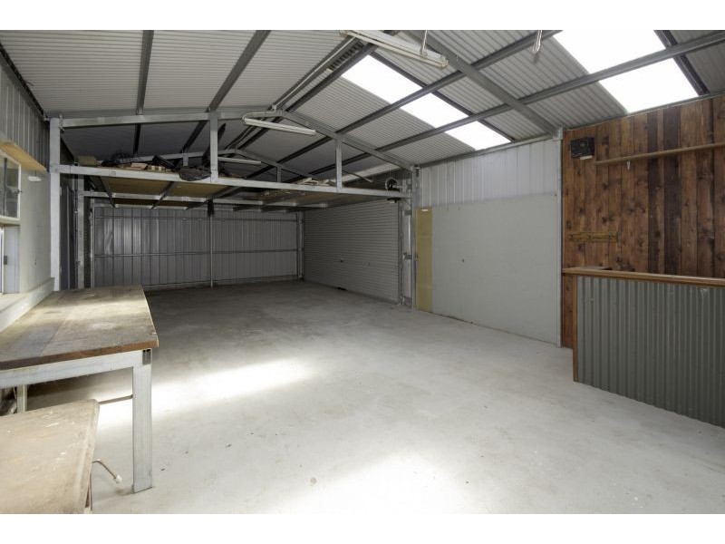 24 Roughead Street, Leongatha VIC 3953