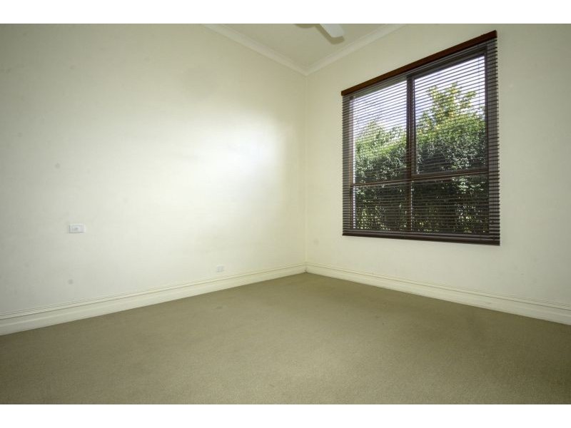24 Roughead Street, Leongatha VIC 3953