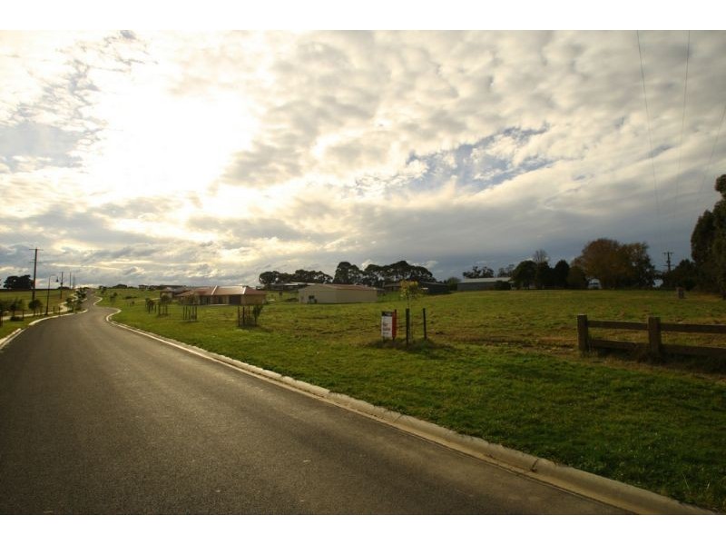 Lot 9  Carr Avenue, Leongatha VIC 3953