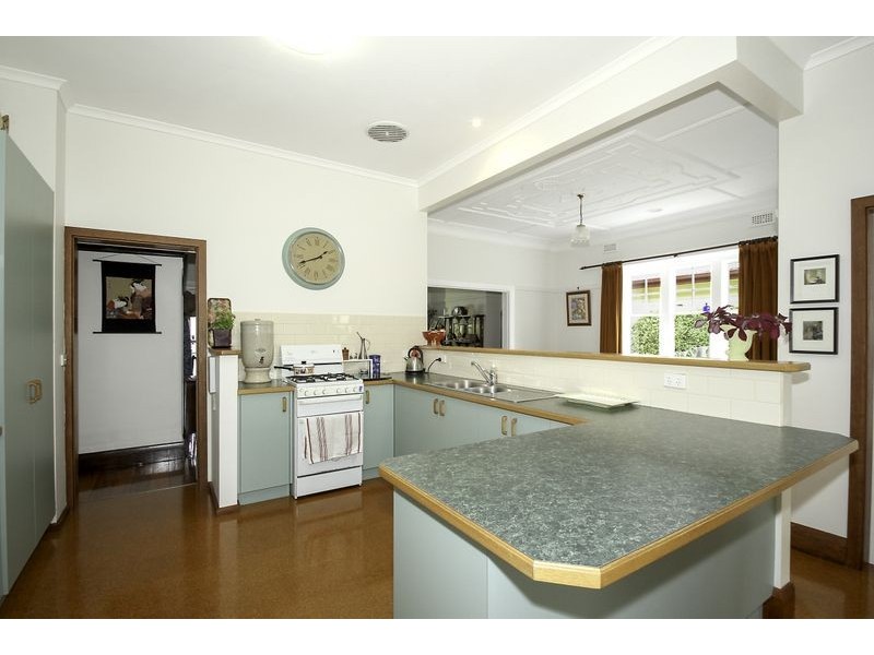 11 Long Street, Leongatha VIC 3953