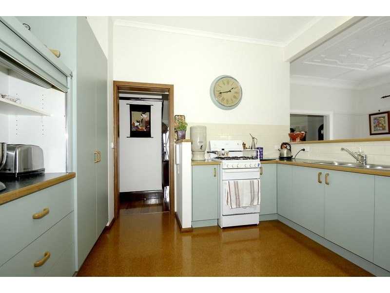 11 Long Street, Leongatha VIC 3953