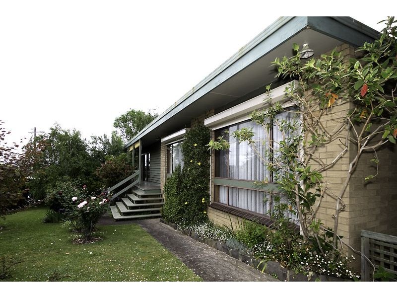 1 Blair Crescent, Leongatha VIC 3953