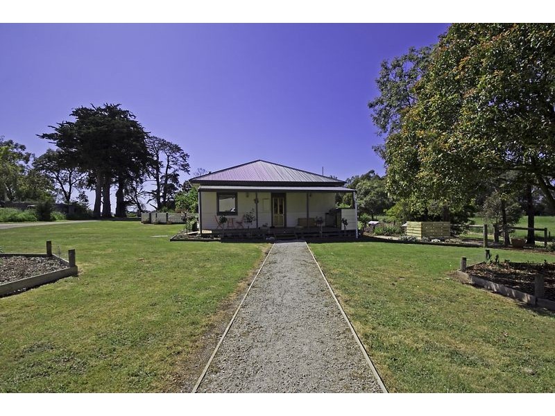 75 Toschs Road, Koonwarra VIC 3954