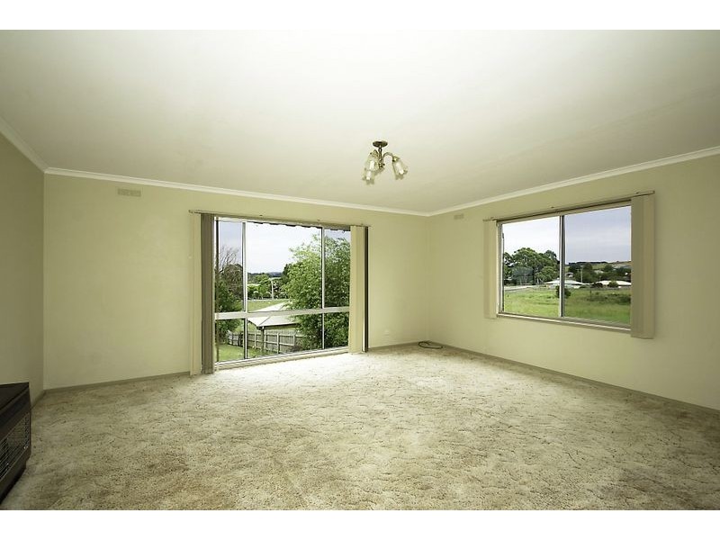 16 Watt Street, Leongatha VIC 3953