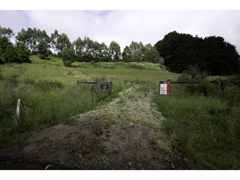 149 Griggs Road, Hallston VIC 3953
