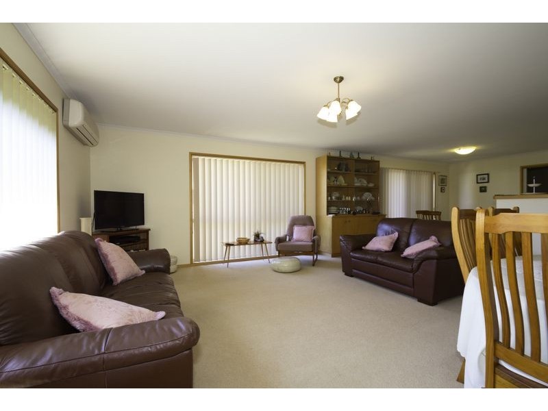 54 Chamberlain Drive, Leongatha VIC 3953