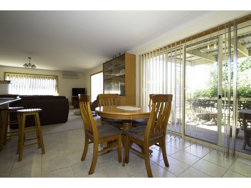 54 Chamberlain Drive, Leongatha VIC 3953