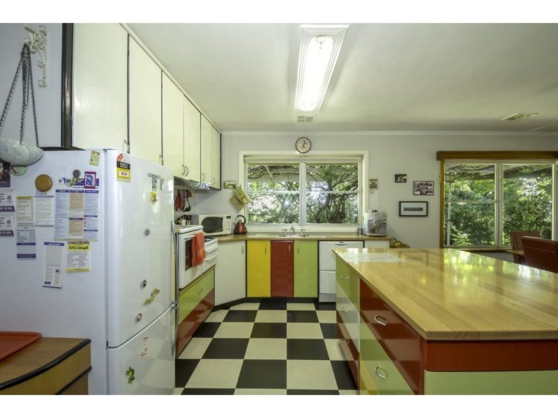 330 St Ellens Road, Mirboo North VIC 3871