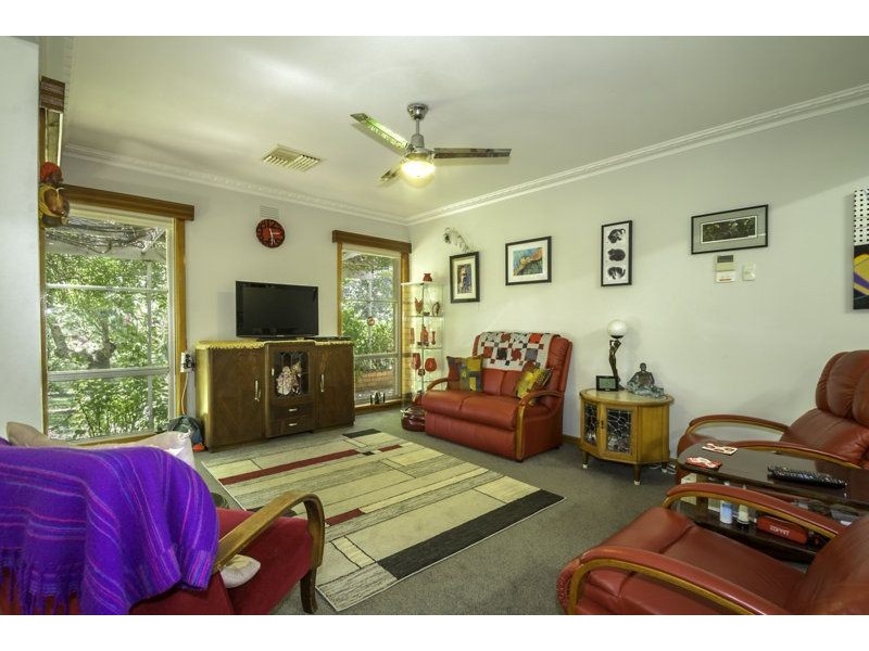 330 St Ellens Road, Mirboo North VIC 3871