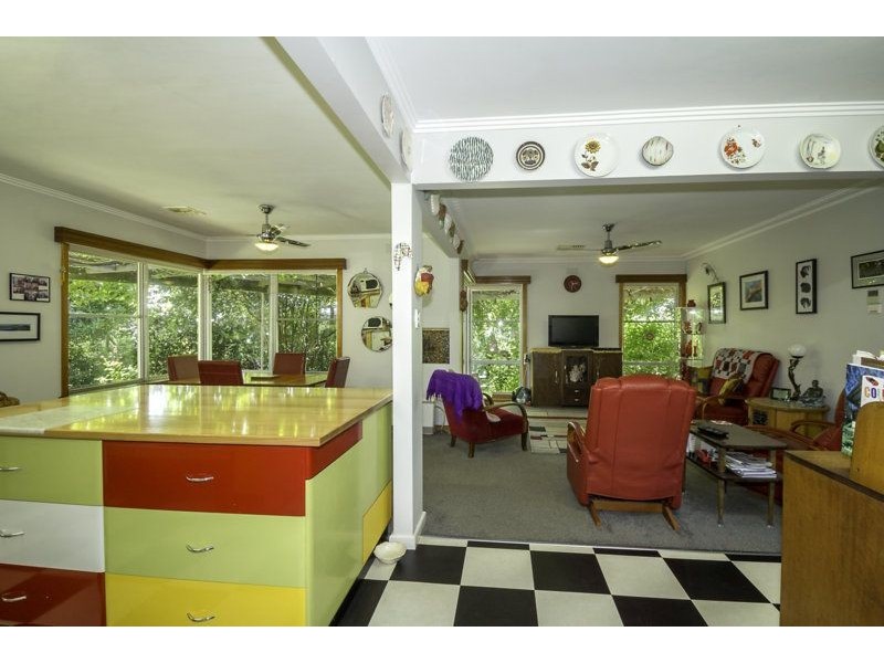 330 St Ellens Road, Mirboo North VIC 3871