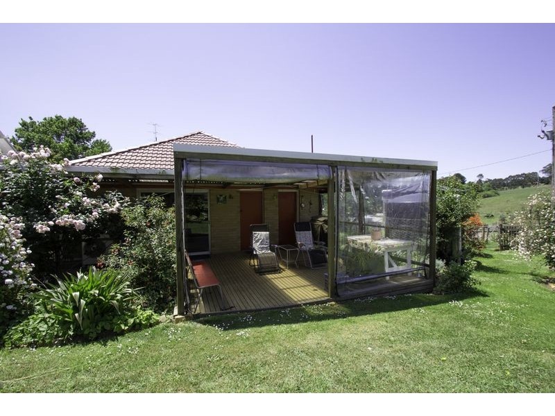 330 St Ellens Road, Mirboo North VIC 3871