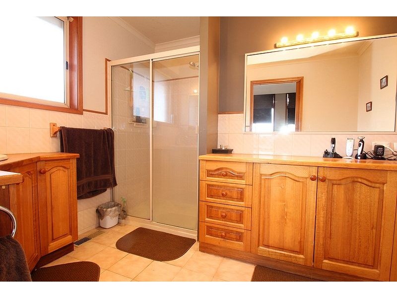 23 Griffin Road, Leongatha VIC 3953