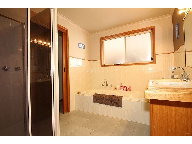 23 Griffin Road, Leongatha VIC 3953