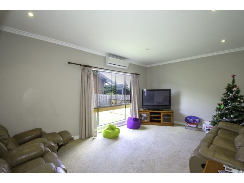 22 Blair Crescent, Leongatha VIC 3953