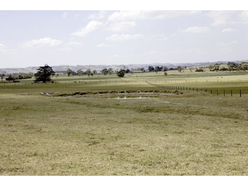 7595 Bass Highway, Leongatha South VIC 3953