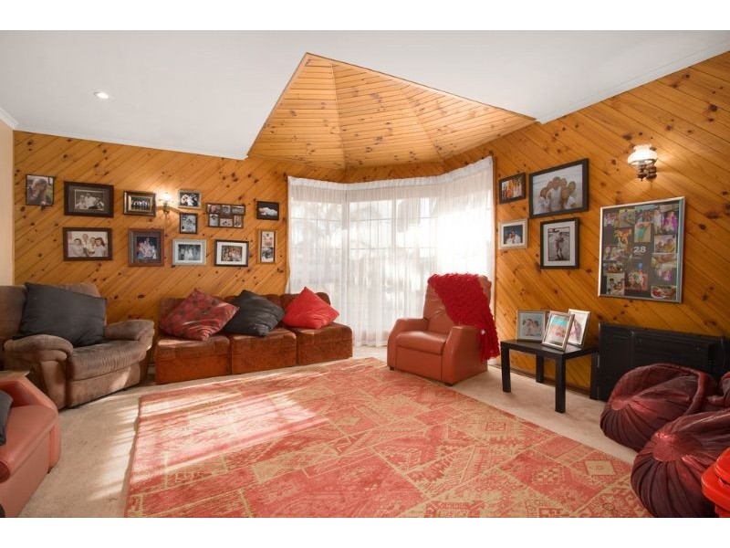 3 Palm Court, Leongatha VIC 3953