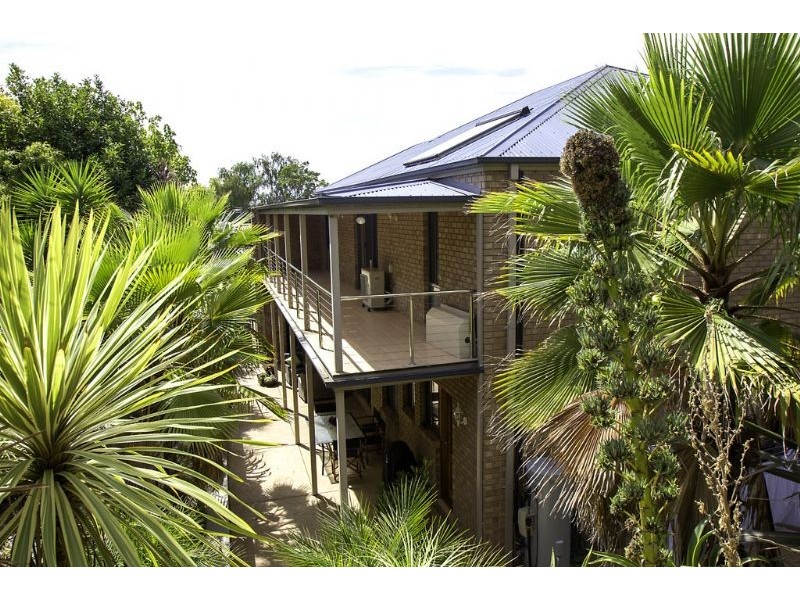 22 Valleyview Crescent, Leongatha VIC 3953