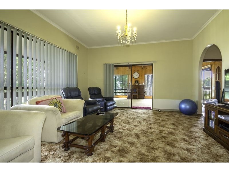 27 Ritchie Street, Leongatha VIC 3953