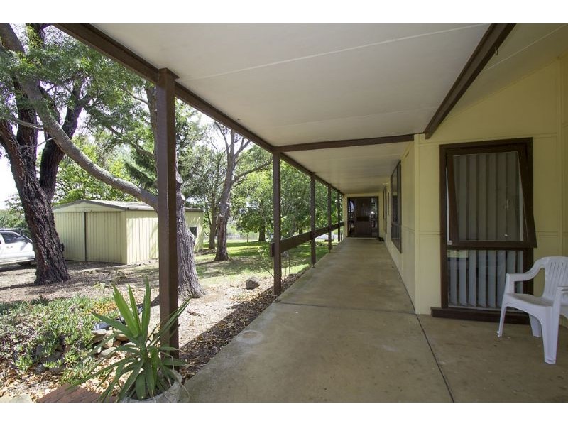 27 Ritchie Street, Leongatha VIC 3953