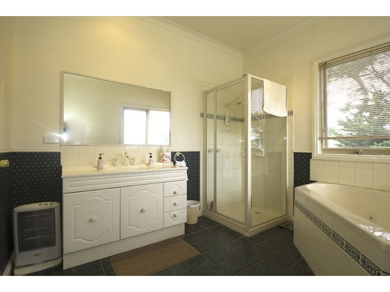 70 Bingham Road, Loch VIC 3945