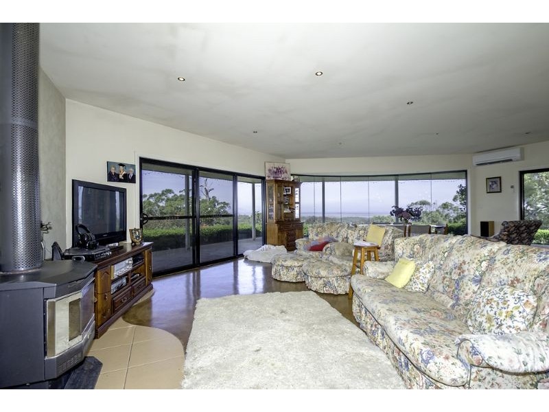 195 Savages Road, Fish Creek VIC 3959