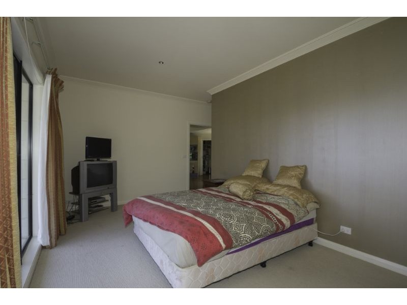 195 Savages Road, Fish Creek VIC 3959