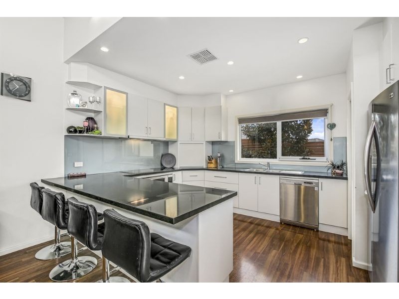 10 Arcadia Crescent, Leongatha VIC 3953