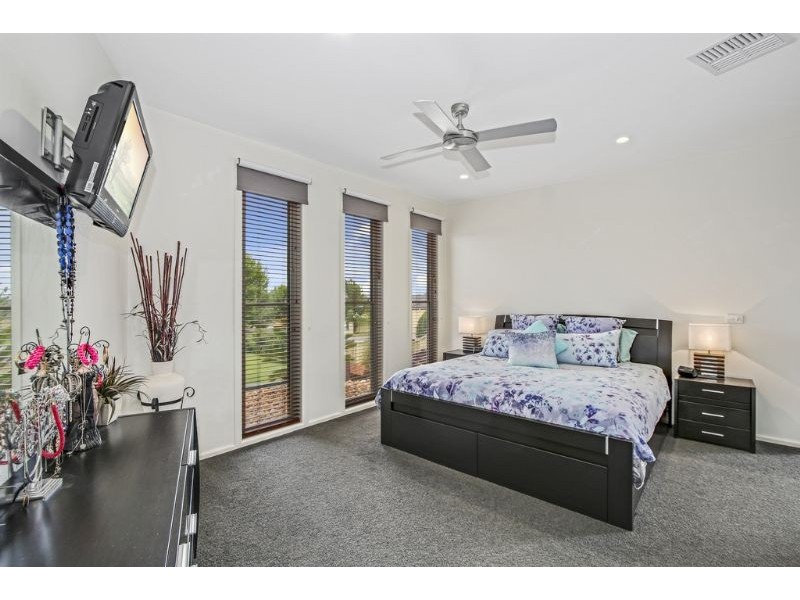 10 Arcadia Crescent, Leongatha VIC 3953