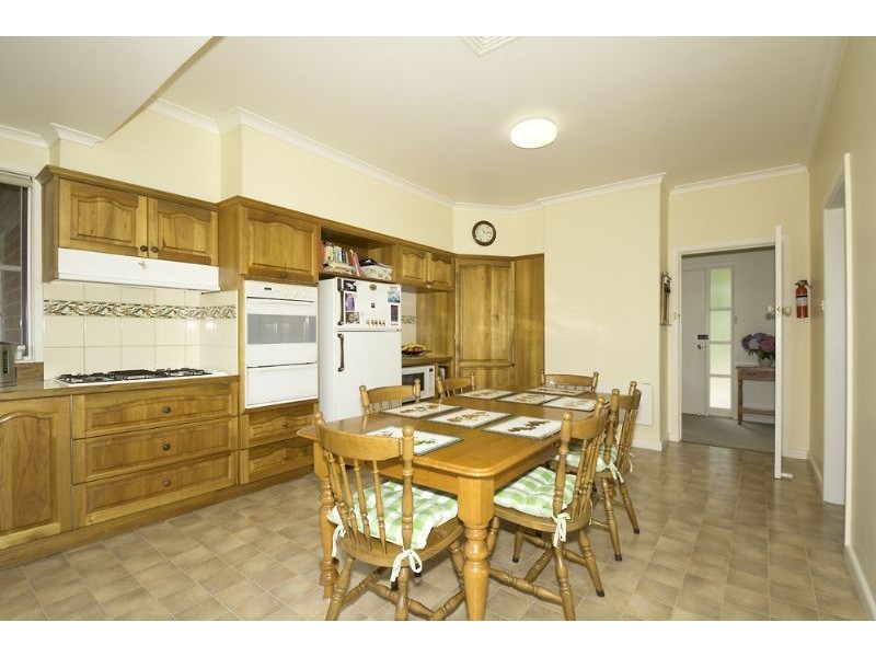 225 Bartons Road, Buffalo VIC 3958