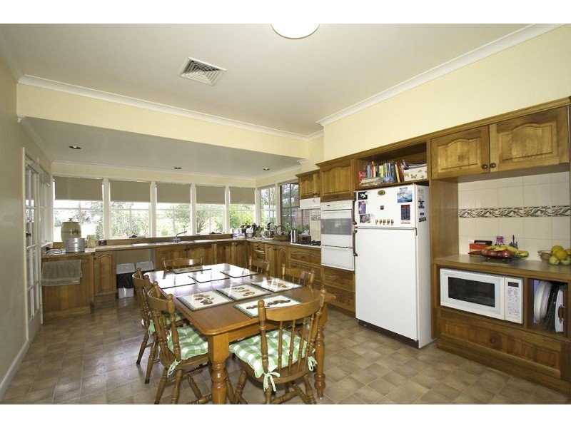 225 Bartons Road, Buffalo VIC 3958