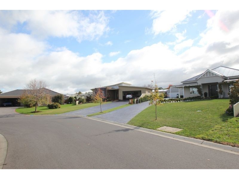 Lot 106 Carr Avenue, Leongatha VIC 3953