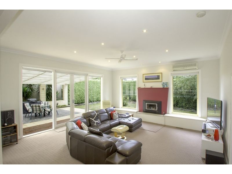 23 Blackmore Avenue, Leongatha VIC 3953